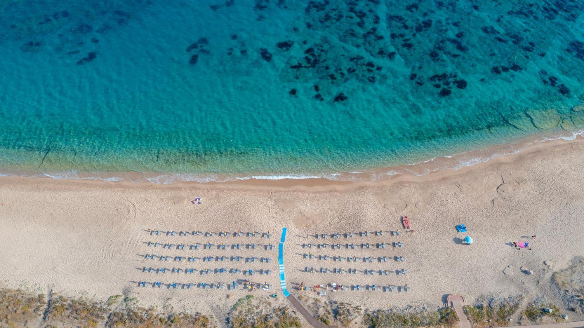 Camping Village Baia Blu La Tortuga 아글리엔투 외부 사진